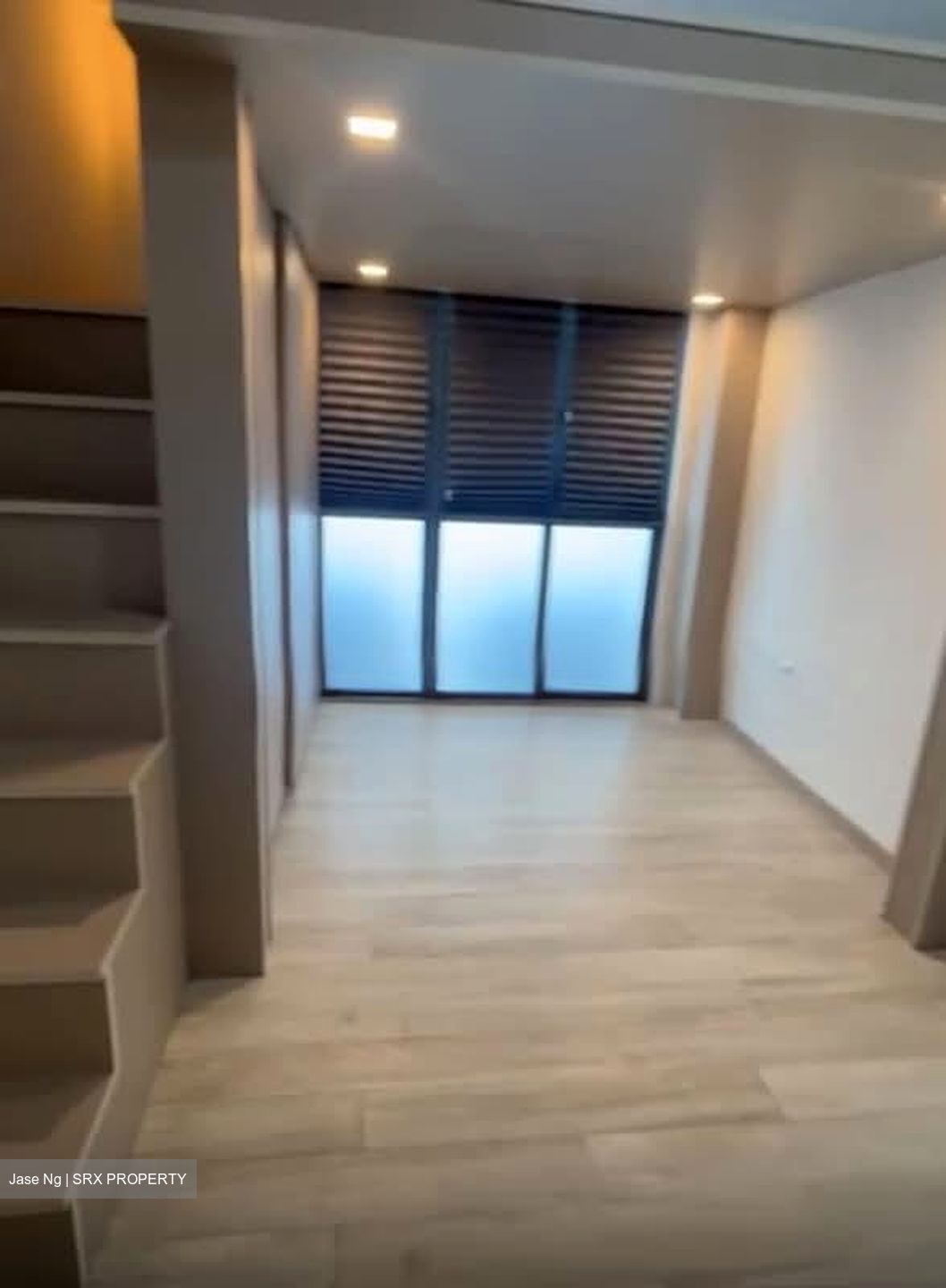 J Gateway (D22), Condominium #590950271